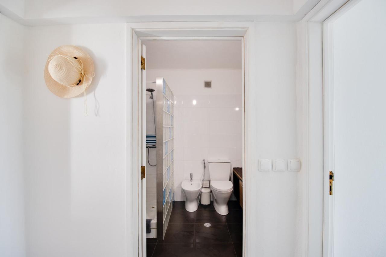 Seaside Retreat With Pool, Ac, And Fast Wi-Fi Leilighet Albufeira Eksteriør bilde